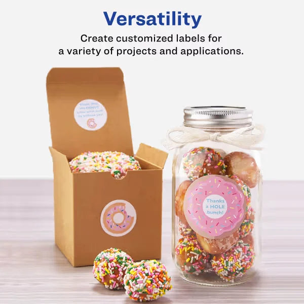Avery&reg; Matte White Round Labels with Sure Feed&trade;, Â¾" Diameter, 800 Labels, Permanent Adhesive (4221)
